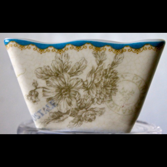 222 FIFTH PEMBERLEY BLUE APPETIZER BOWL PO… - Picture 3 of 6